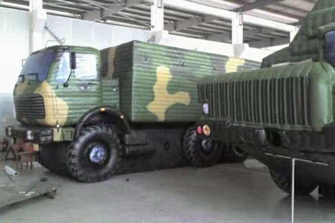 城中大型军事车